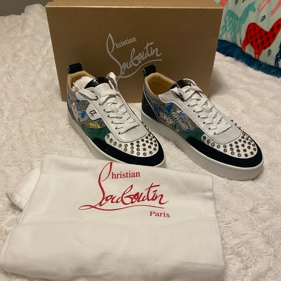 BEAUTIFUL AND UNIQUE Christian Louboutins